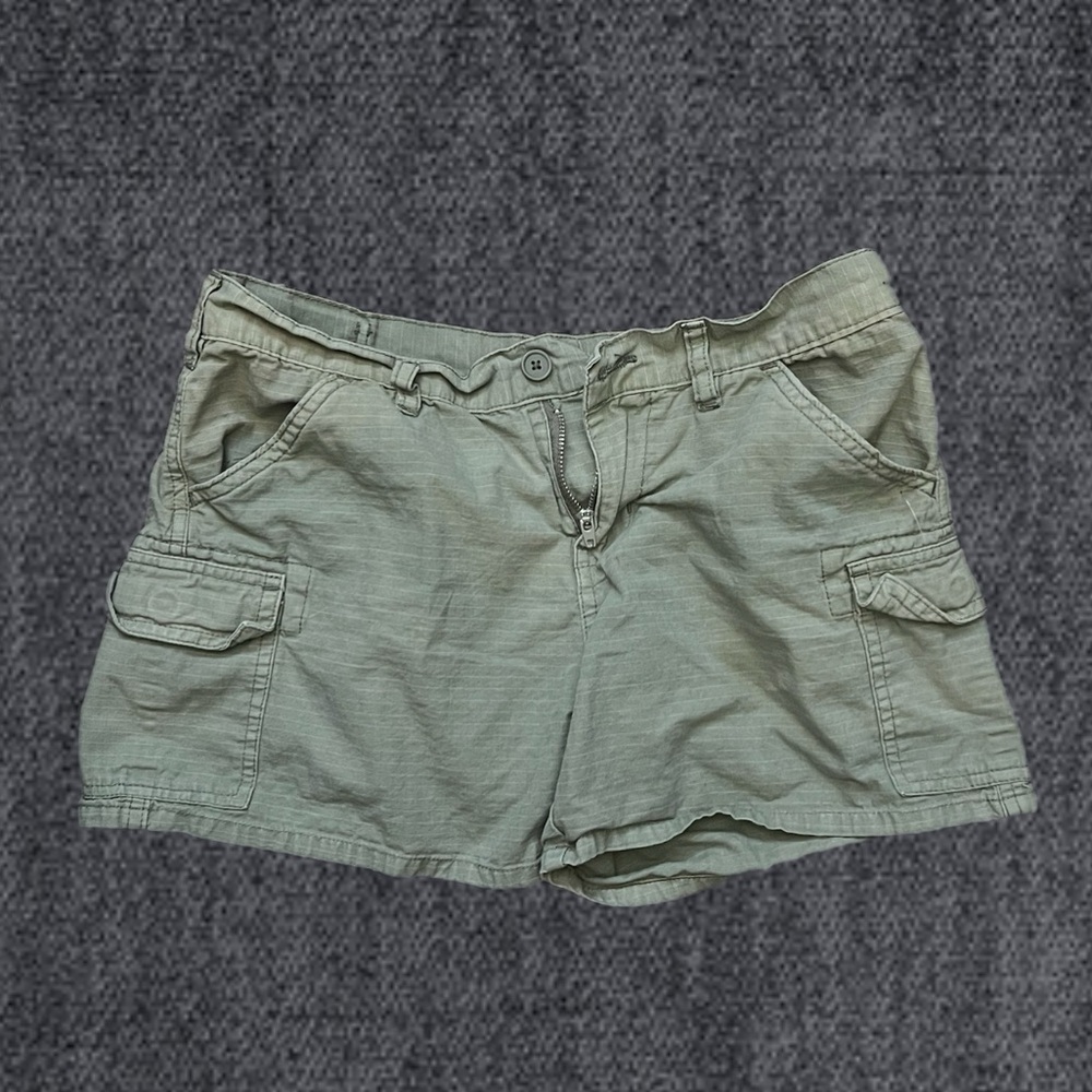 Khaki Brandy Melville cargo shorts with adjustable waist